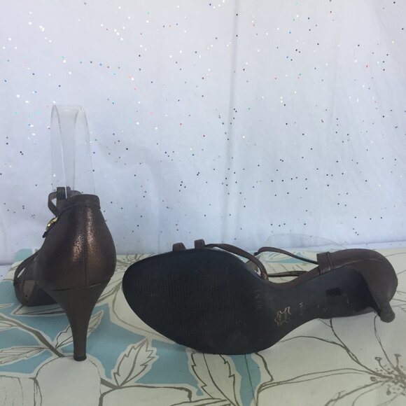 Gianni Bini Bronze Metallic Leather T strap Sandal - Size 6.5 Y2K Dressy Heels - Picture 9 of 9